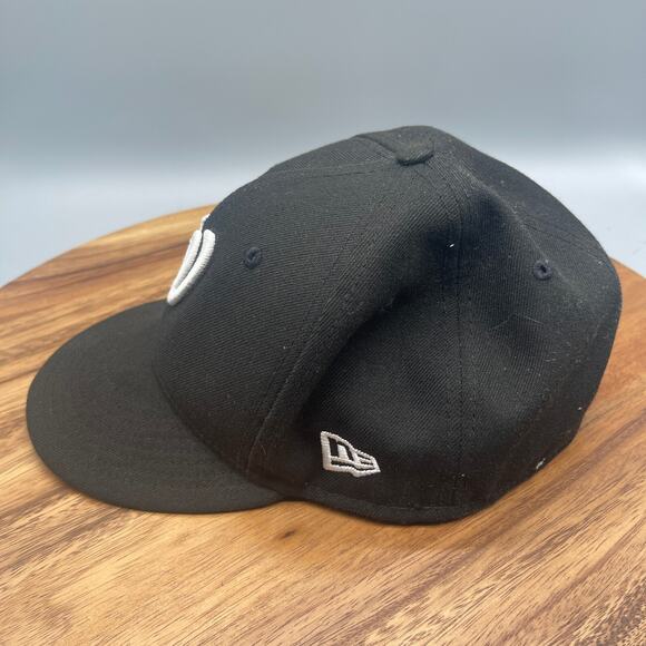 Washington Nationals MLB NE Fitted 7 1/4 Hat Black/White Sports Baseball - Picture 2 of 9